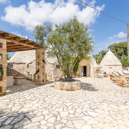Trulli Della Madonnina By Wanderlust Experience Villa Ostuni